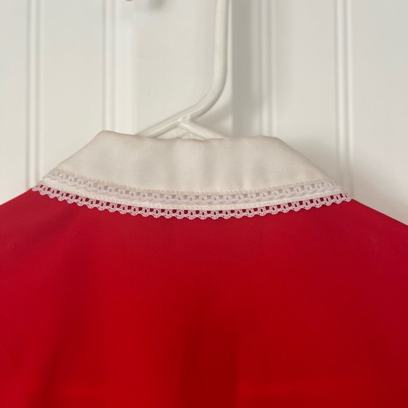 Vintage Red Blouse Bow Tie Neck White Collar Lace Pleated Front Alice Stuart - Picture 10 of 15